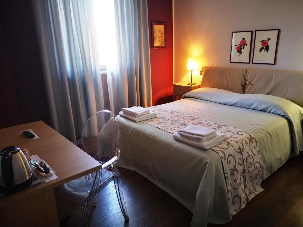 Albergo Baldazzi 1916 Zavattarello ภายนอก รูปภาพ